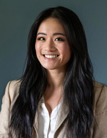 Vivien's Headshot