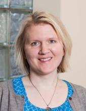 Rachelle's Headshot