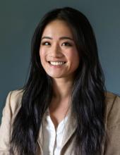Vivien's Headshot