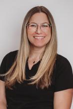 Leah Amorose headshot