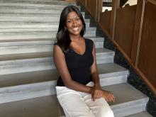 Nidhi's Headshot